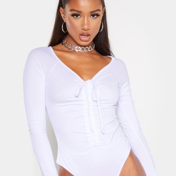 PrettyLittleThing white ruched bodysuit - Picture 3 of 6